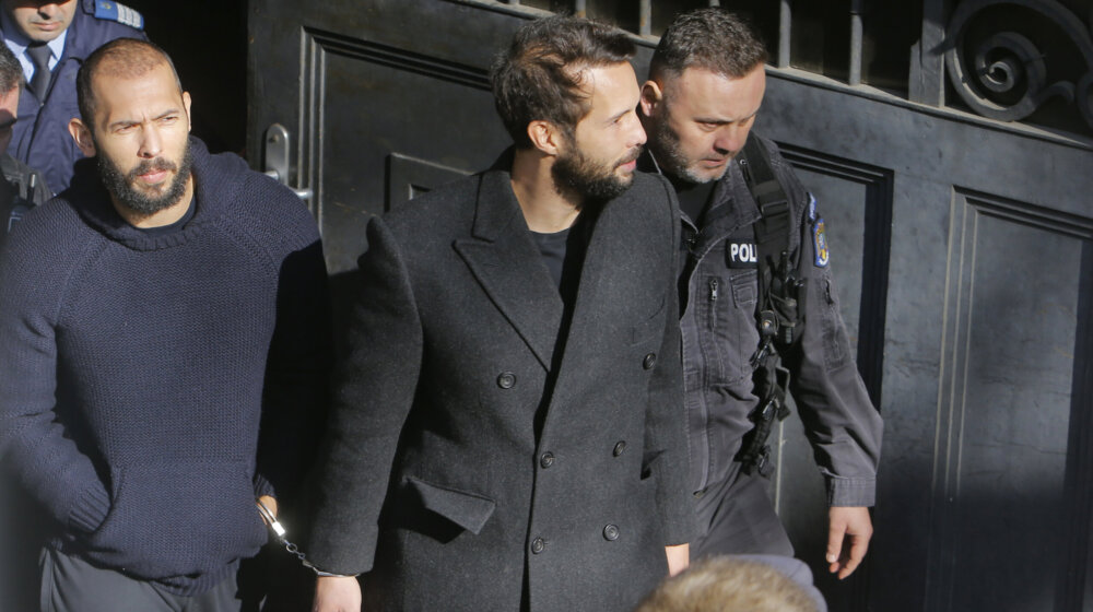 Endru Tejt izgubio je žalbu na pritvor u Rumuniji 1