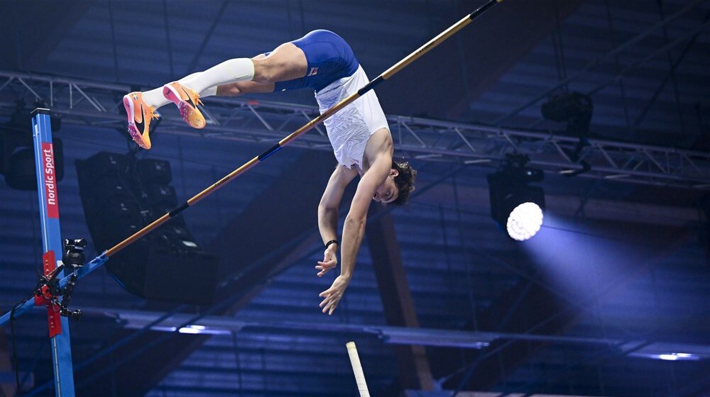 "Rođen da leti": Ko je Armand Mondo Duplantis - apsolutni svetski rekorder u skoku motkom 1