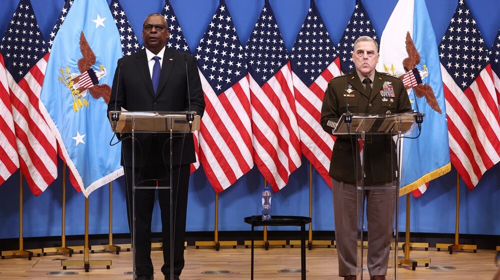 “Osam država prebaciće tenkove u Kijev, Leopardi iz Poljske stižu u martu": Lojd Ostin nakon sastanka NATO 1