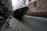 Venecija u doba suše: Gondole više nisu tako romantične (FOTO) 2