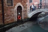 Venecija u doba suše: Gondole više nisu tako romantične (FOTO) 3