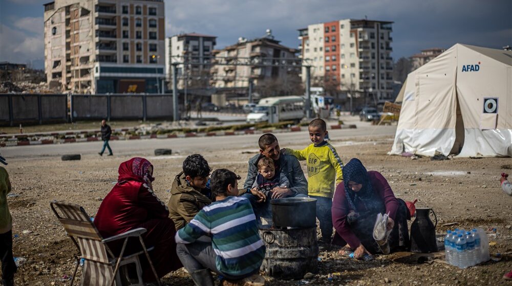 Okončana većina operacija potrage i spasavanja u Turskoj: "Hitno nam treba još šatora" 1