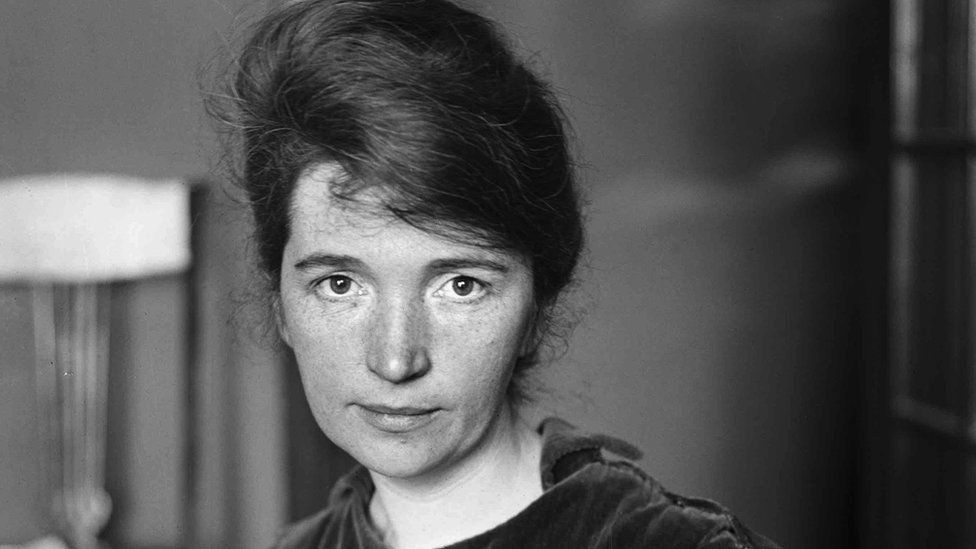 Margaret Sanger in her younger days looking to camera