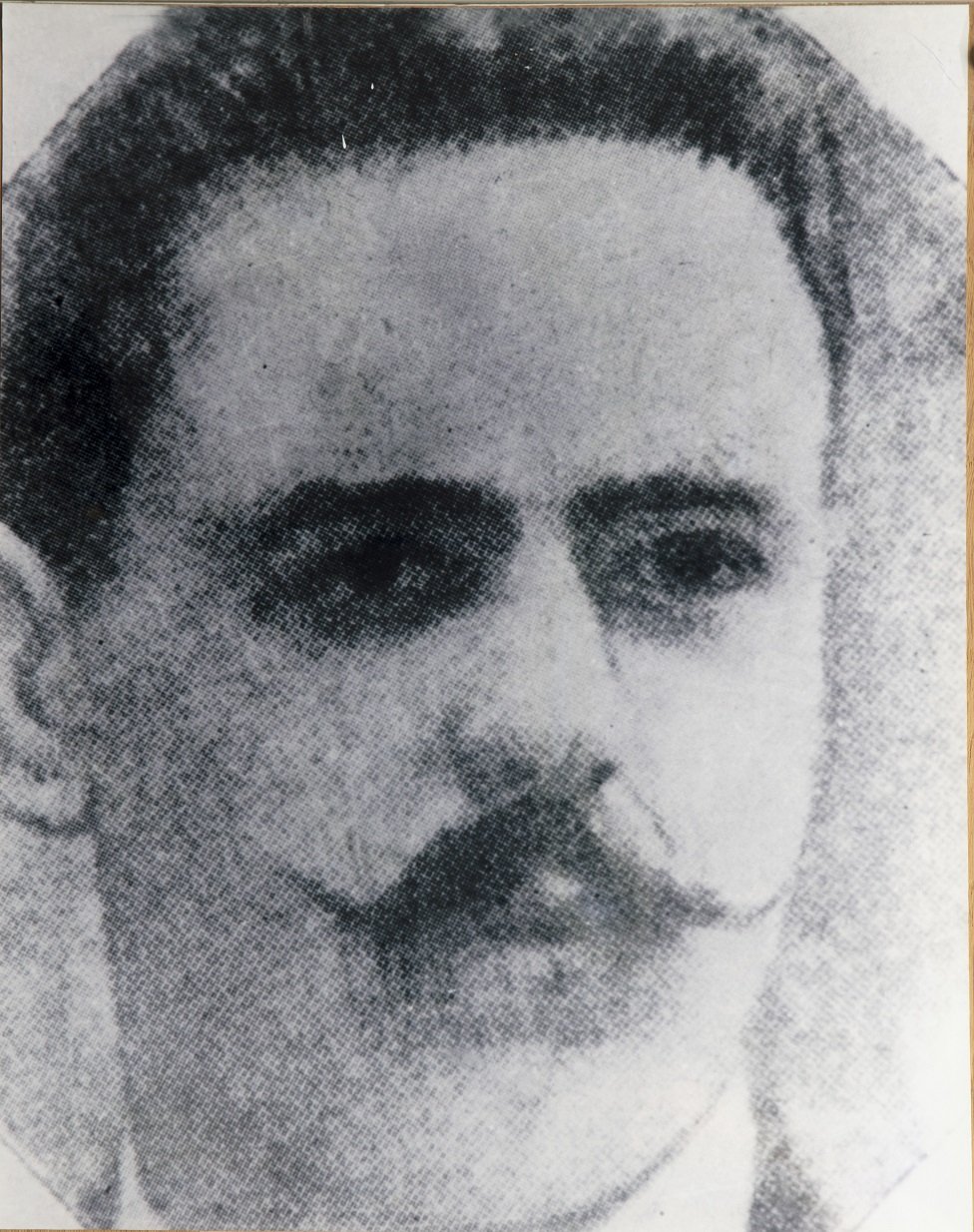 Anton Grabar rođen u Poreču 26. 1. 1883. mornar druge klase na brodu Sankt Georg, streljan kao jedan od vođa pobune