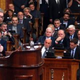 Srbija i Kosovo: Nastavljena sednica Skupštine Srbije o Kosovu, Vučić pred poslanicima, opozicija traži da vidi francusko-nemački predlog 13