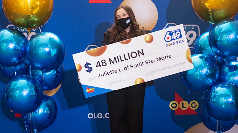 Igre na sreću i Kanada: Tinejdžerka prvi put uplatila loto i osvojila 48 miliona kanadskih dolara 14