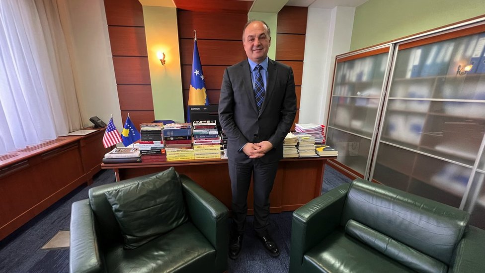 Intervju petkom - Enver Hodžaj: Proglašenje nezavisnosti Kosova „oblikovalo je razliku prošlosti i budućnosti" 5 Priština, 7. februrar 2022.