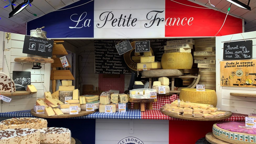 Srbija, Francuska i diplomatija: Od ratnih saveznica, preko „mračnih devedesetih", do „obnovljenog prijateljstva" 1 Francuska, Srbija