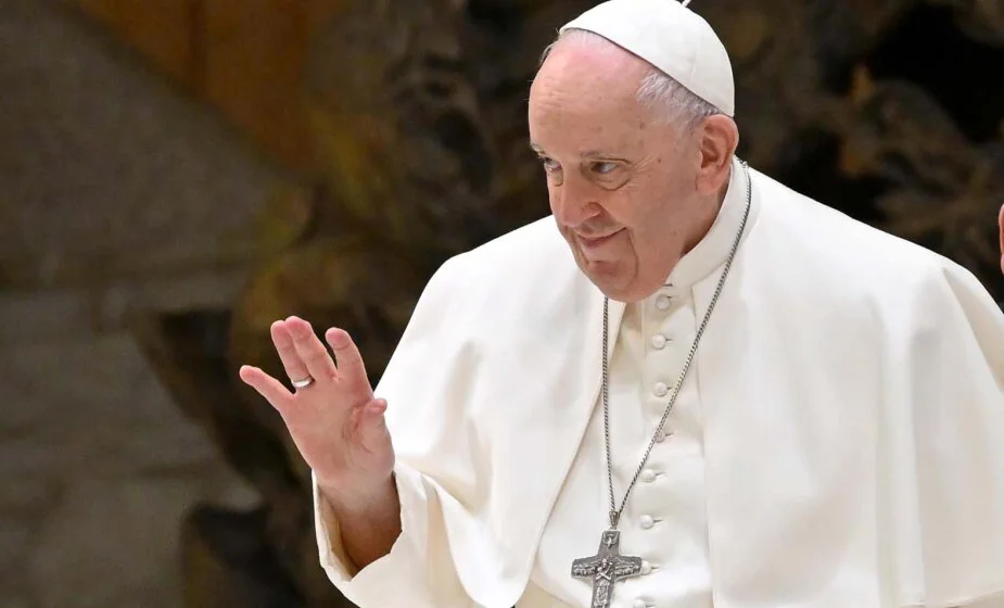 Papa odgovorio petorici kardinala da se može naći način za blagosiljanje istopolnih zajednica 1