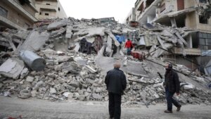Najmanje 36 sirijskih boraca poginulo u izraelskom napadu kod Alepa