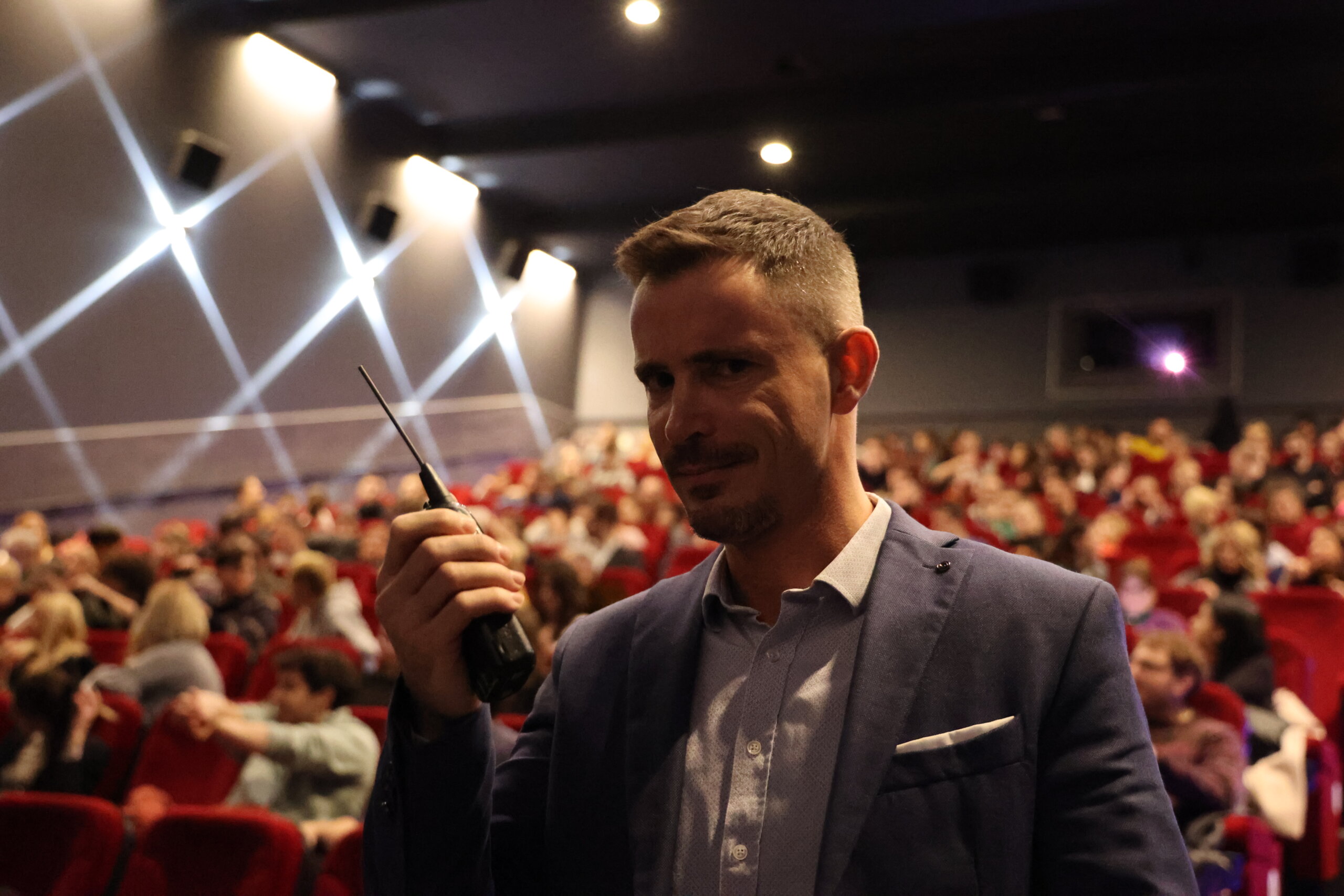 Priče sa autentičnom atmosferom i estetikom: Studenti montaže zamenili uloge rada na filmu 5 Priče sa autentičnom atmosferom i estetikom: Studenti montaže zamenili uloge rada na filmu 5