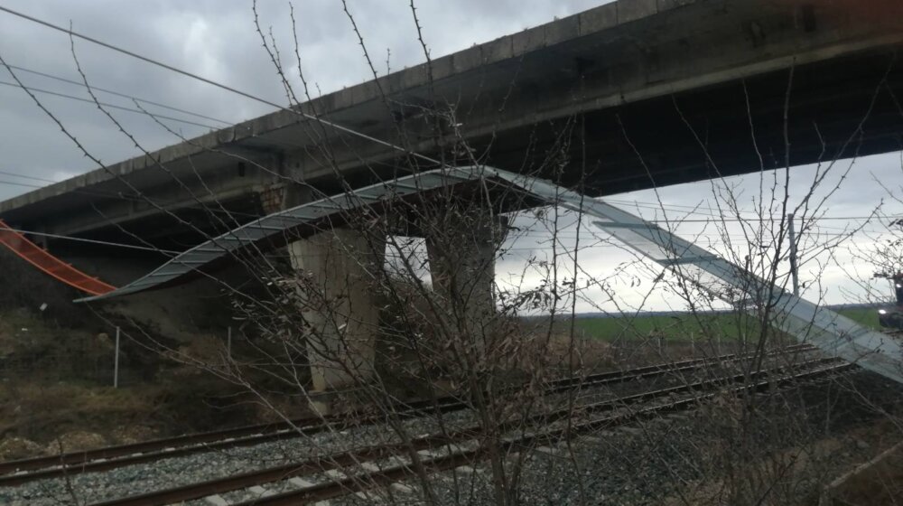 Normalizovan železnički saobraćaj na pruzi Beograd - Novi Sad, koji je bio prekinut zbog oluje 1