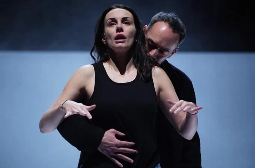 Predstava "Vatre" na gostovanju u Portu 1