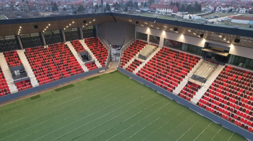 Pogled iz vazduha na Gradski stadion u Leskovcu 1