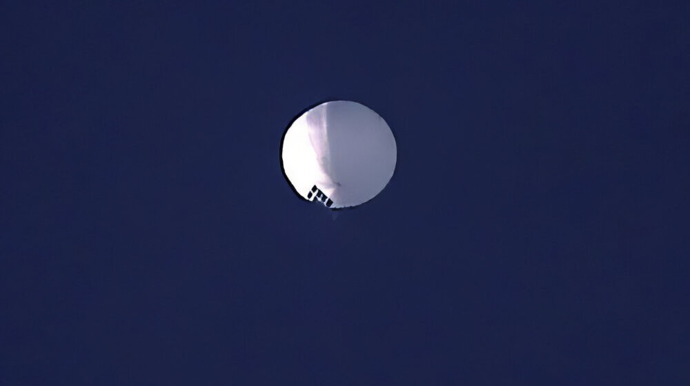 Veliki kineski balon leti nad centralnim oblastima SAD 1