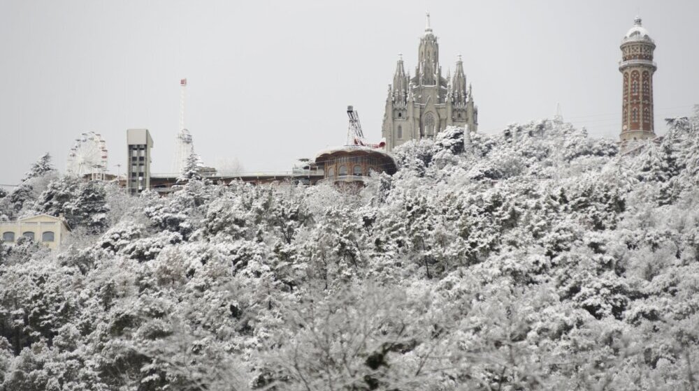 (FOTO) Rekordne snežne padavine na Balearskim ostrvima i ledena hladnoća u Španiji 1