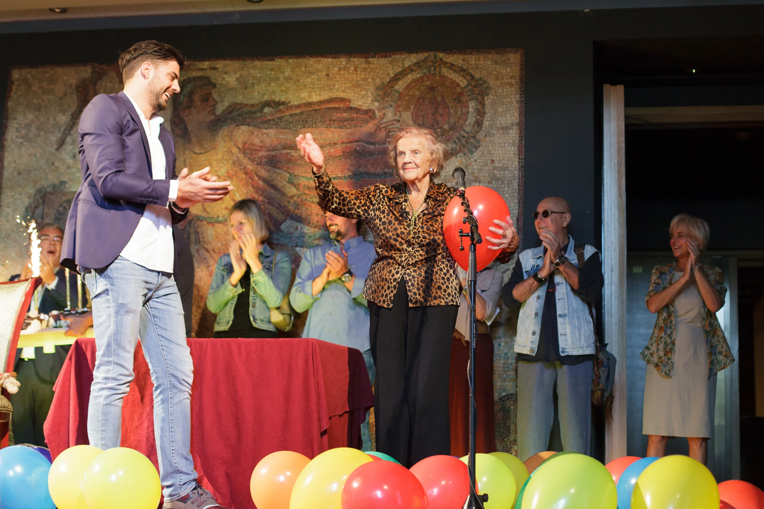 Glumica Branka Veselinović će biti sahranjena u Aleji zaslužnih građana 2 Glumica Branka Veselinović će biti sahranjena u Aleji zaslužnih građana 2