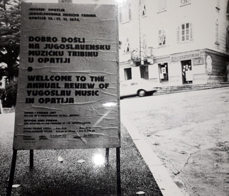 Tribina "Festivali savremene umetnosti u Jugoslaviji: između umetnosti i politike" u Domu omladine 1