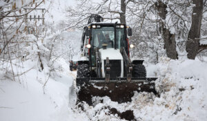 Na kritike da je sneg iznenadio nadležne, načelnik Zlatiborskog okruga tvrdi da se reagovalo po prioritetima 4