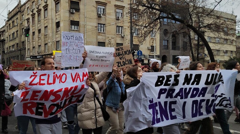 Održan protest Ženske solidarnosti „Nijedna više – Stop femicidu“ 1