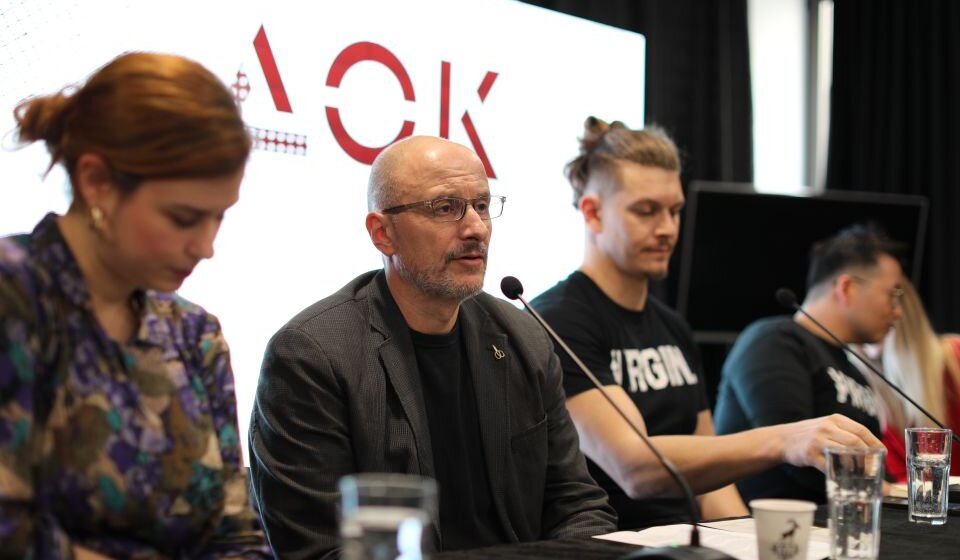 Od filmskih portreta Sesarije Evore, Džonija Depa i princeze Dajane do razotkrivanja tajni Holivuda 1