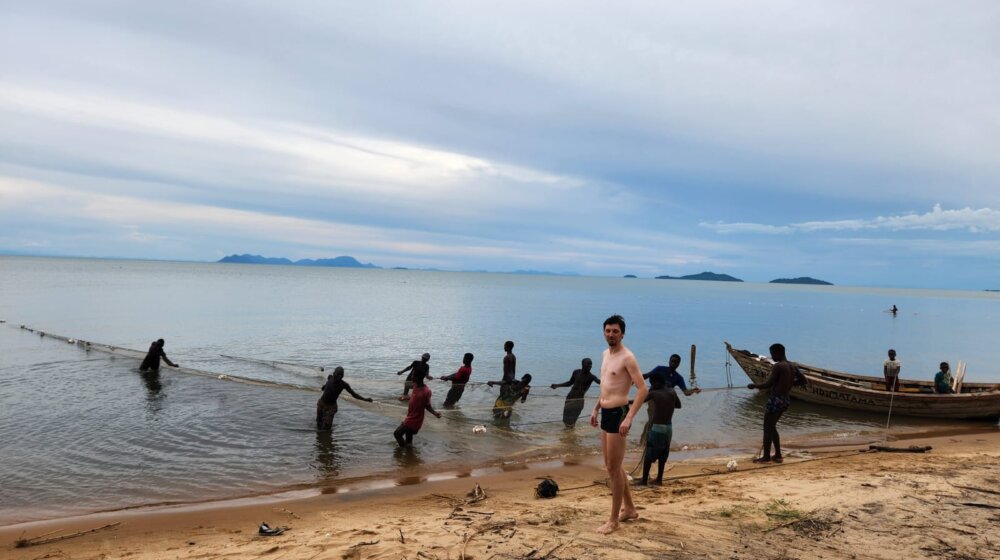 Šumadinac u Africi: Kragujevčanin Filip odlučio da mesec dana provede u Malaviju 13
