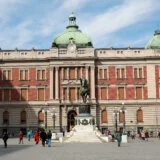 Narodni muzej i Trg Republike