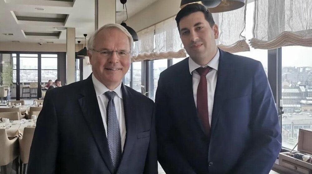 Nikola Nešić, narodni poslanik iz Kragujevca sastao se sa američkim ambasadorom 1