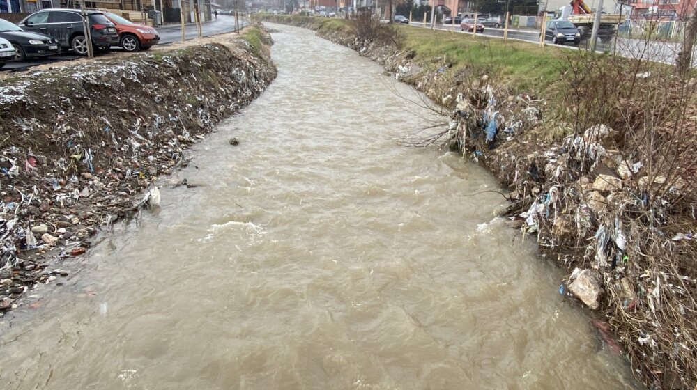 Novopazarska rečna korita deponije smeća 1