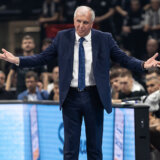 "Velika pobeda": Obradović pričao o košarci, novinari mu tražili komentar rata u Ukrajini 2