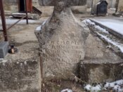 Petrovacko groblje Kragujevac 11 Zašto građani kragujevačkog naselja Petrovac strepe da će njihovo groblje da "otkliza" niz ulicu 11