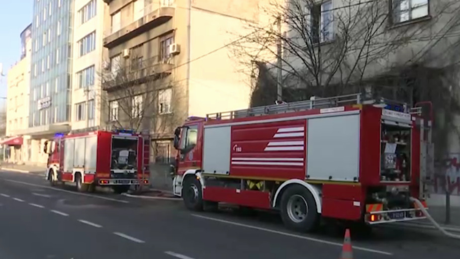 Požar ispod Pančevačkog mosta, dvoje povređenih 1