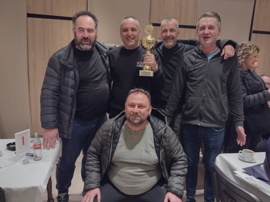 Sa „mađaricama” ili „francuskinjama” Gospođinci najbolji: Prvenstvo Srbije u preferansu 5 Sa „mađaricama” ili „francuskinjama” Gospođinci najbolji: Prvenstvo Srbije u preferansu 13