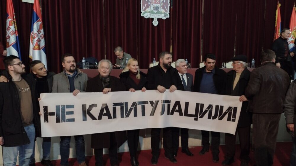 Kukavice nisu smele ni da se predstave: Reagovanje SNS-a na skup opozicionih stranaka održan večeras u Kragujevcu 1