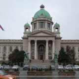 SKUPŠTINA O KOSOVU Nema okupljanja pred Skupštinom, desnica traži nove predsedničke izbore 13