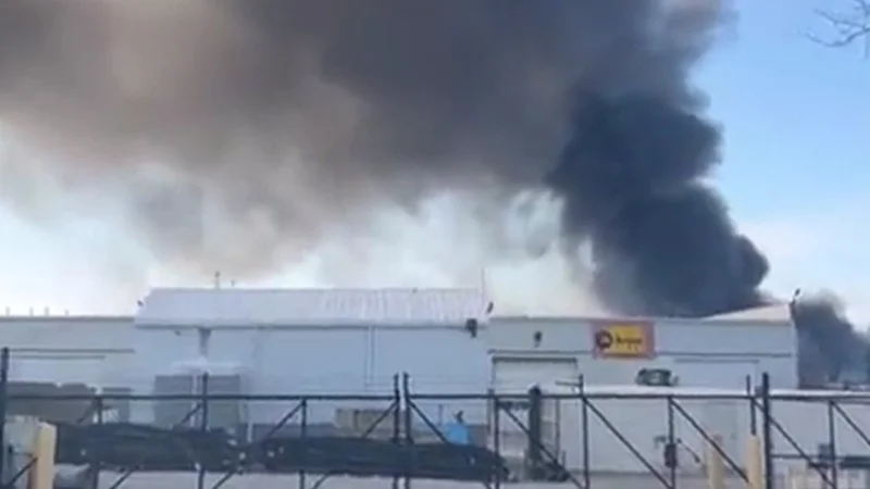 Velika eksplozija u fabrici za preradu metala u Ohaju, ima povređenih (VIDEO) 1