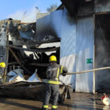 Lokalizovan požar u zemunskom naselju Galenika 2