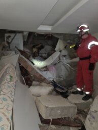 “Kad vidite osmi sprat kako „stoji” na prizemlju”: Iskustva srpskih vatrogasaca po povratku iz misije u Turskoj (FOTO) 9