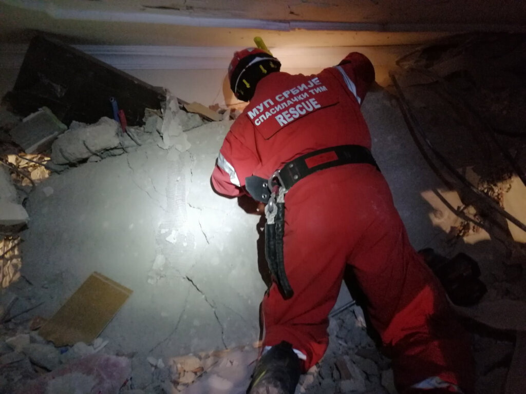 “Kad vidite osmi sprat kako „stoji” na prizemlju”: Iskustva srpskih vatrogasaca po povratku iz misije u Turskoj (FOTO) 14