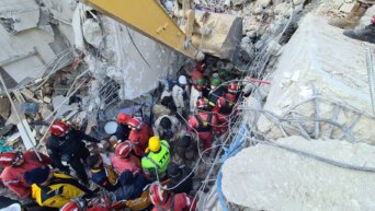 “Kad vidite osmi sprat kako „stoji” na prizemlju”: Iskustva srpskih vatrogasaca po povratku iz misije u Turskoj (FOTO) 20