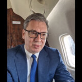 Vučić poručio iz aviona: Imamo dobre vesti za građane Srbije, neke ćemo saopštiti danas, nešto za sedam dana 7