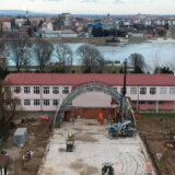 Školska sala u Mačvanskoj Mitrovici služiće i za kulturno-umetničke događaje 1