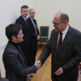 Brnabić se požalila Šmitu zbog postupka ambasade Srbije u Sarajevu: "Nedopustivo ugrožavanje bezbednosti štićene ličnosti" 6
