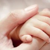 Rođene prve “bebe s troje roditelja” u Velikoj Britaniji 11