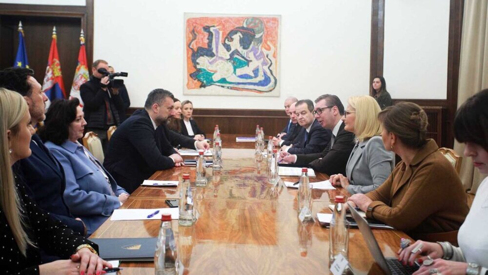 "Vučić sebe predstavlja kao najvećeg srpskog mučenika": Kako sagovornici Danasa vide novi "okršaj" ministra Konakovića i predsedika Srbije? 2 "Vučić sebe predstavlja kao najvećeg srpskog mučenika": Kako sagovornici Danasa vide novi "okršaj" ministra Konakovića i predsedika Srbije? 2