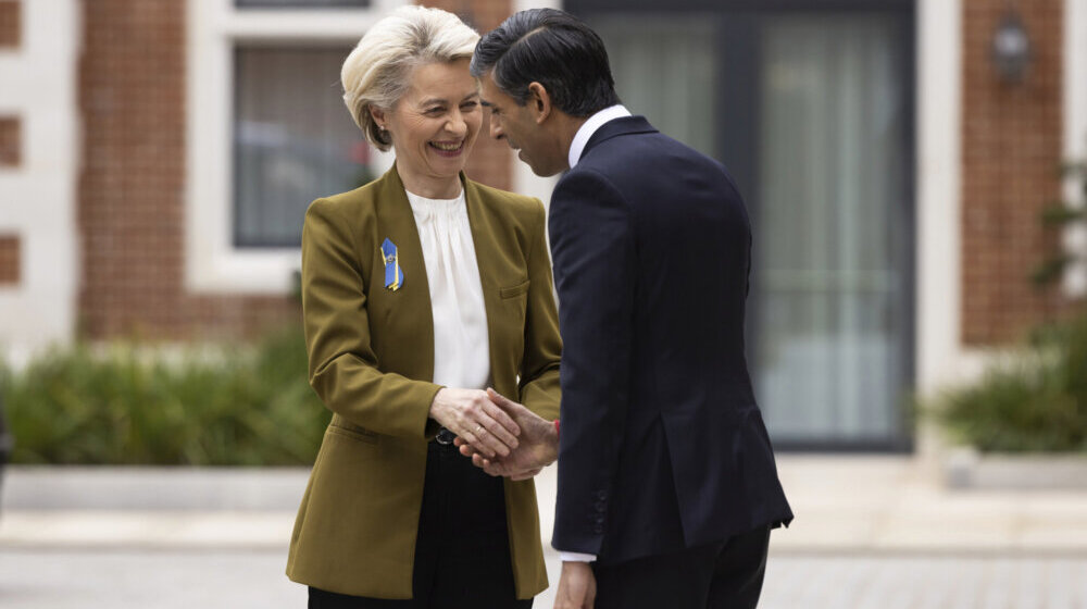 Britanski mediji: London i Brisel postigli dogovor o protokolu Severne Irske 1