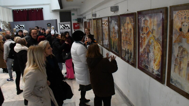 U Medveđi otvorena izložba slika posvećena Gračanici 1