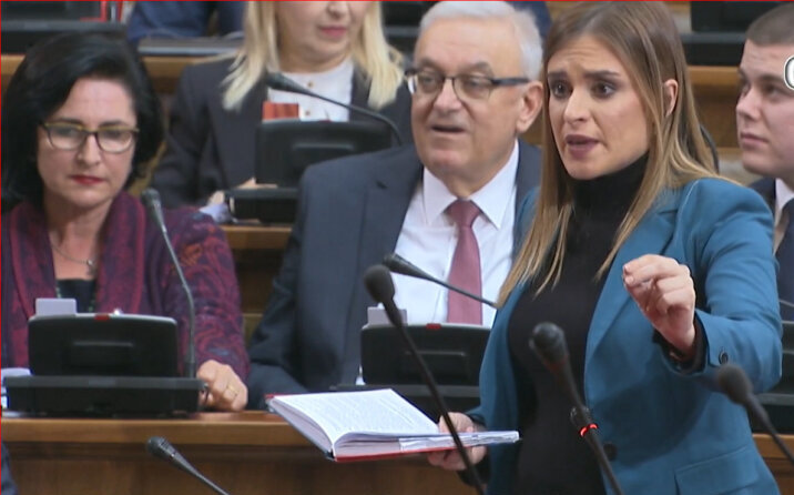 Vučićev desant na desnicu 2 Vučićev desant na desnicu 2