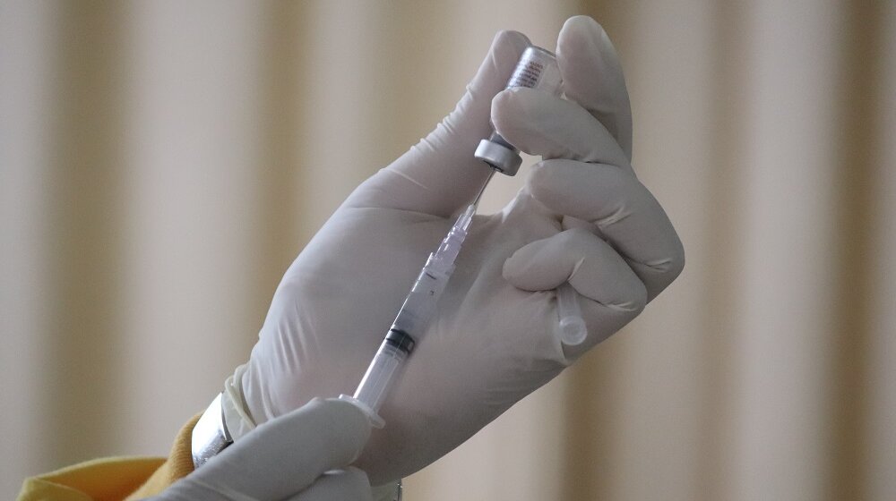 U ovoj zemlji se uvodi peta doza vakcine protiv korona virusa 1