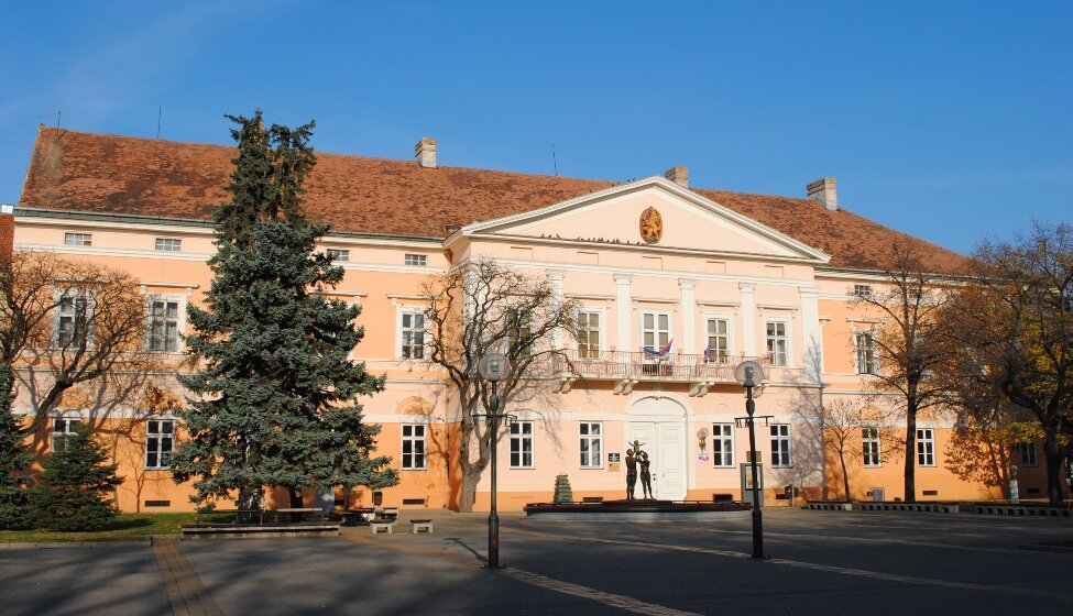 Kikindske vetrenjače od bombonjera i rolni papira 1